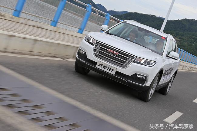 美来自于外在加内在,美来自于内心的纯净