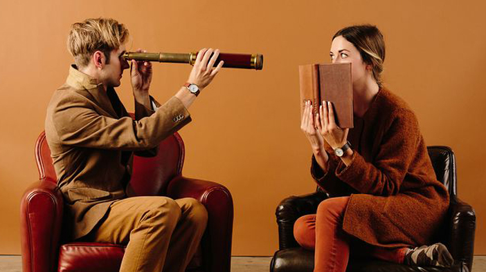 不过千的机械表,推荐几款适合年轻人的时尚手表