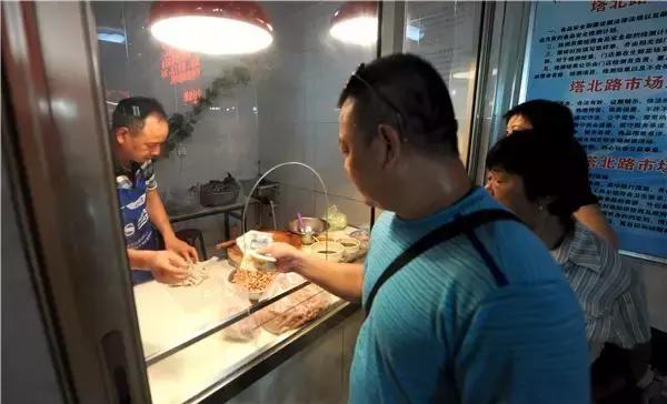 石家庄市区内最大的菜市场,石家庄网红菜市场