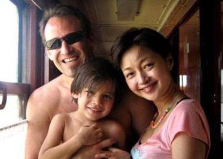 撞脸宋仲基，是钟汉良最喜欢的女明星，曾患抑郁险自杀