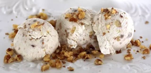 东北大板冰淇淋,冰淇淋冰糕用英语怎么说