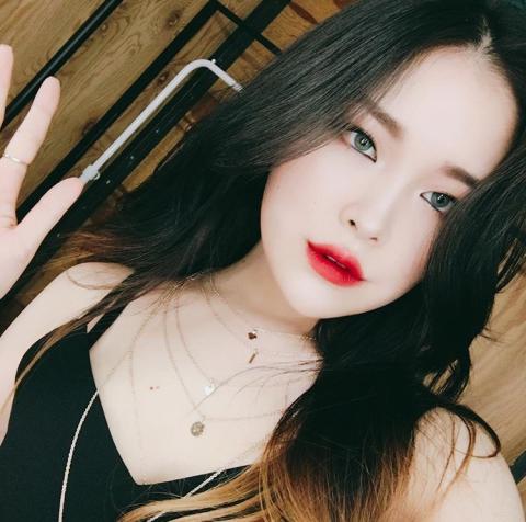 美妆达人教你如何画好看的唇妆,韩国美妆博主教程