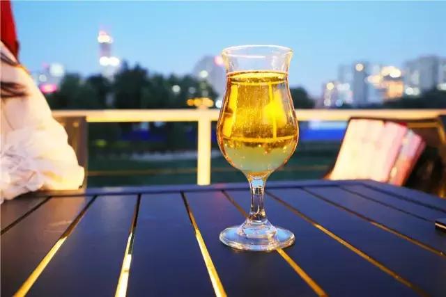 这是一条凶残的推送！8家“食肉兽”必吃的店！一口入魂···