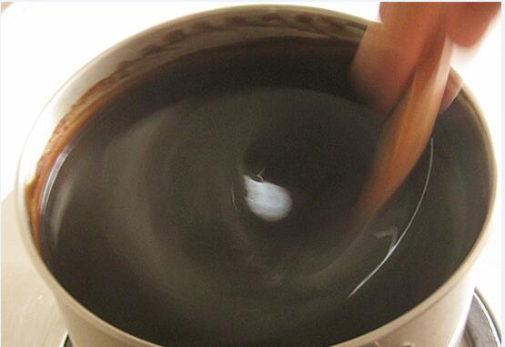 天气太热来碗自制的龟苓膏,自制龟苓膏做法大全