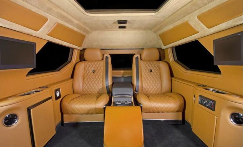 一箱油能跑1200公里售价不足12万,一箱油跑850公里售价6万