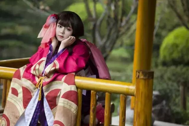 阴阳师神乐皮肤绯月蝶影,阴阳师神乐和银魂神乐