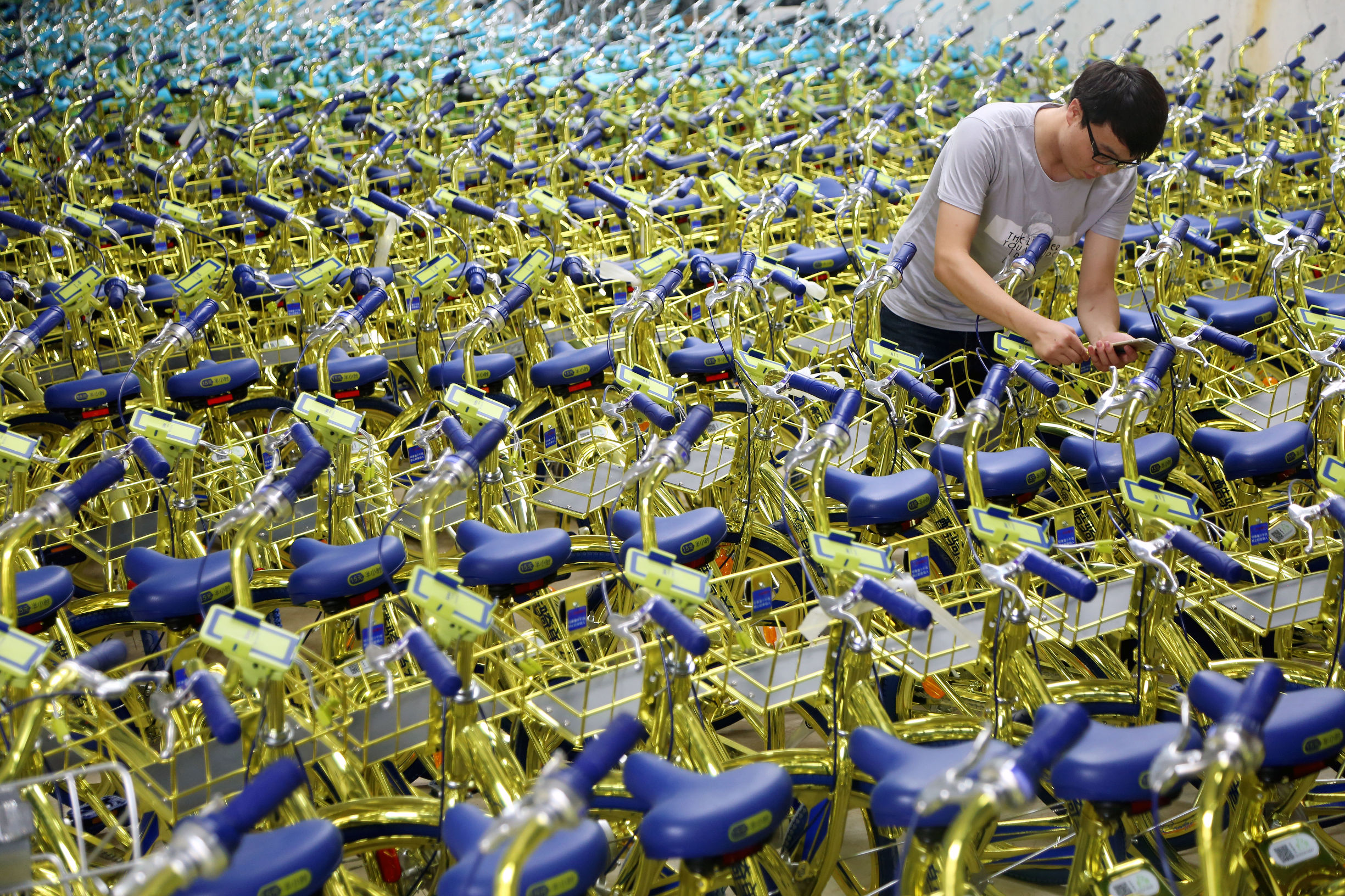 公共交通工作者,共享单车工作人员自述