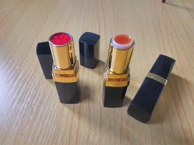 真没想到你是这样的口红控！从来都不花钱买口红！水土不服就服你！