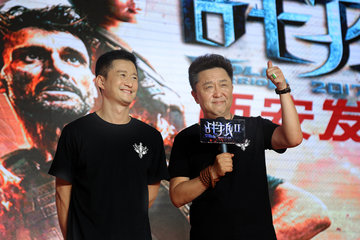 战狼2吴京和包工头打架,吴京战狼2怼人视频