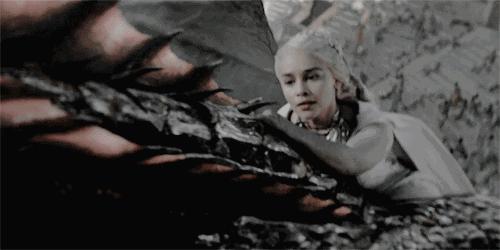 她在《权力的游戏》里一脱成名，却从此走上了实力派的光辉大道