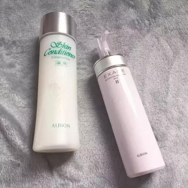 适合夏天的水乳推荐35岁以上,适合男生夏天用的补水保湿水乳