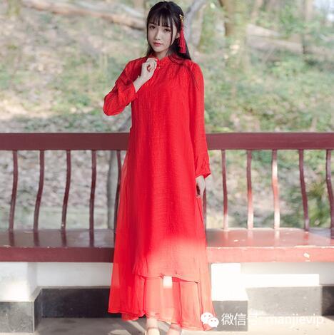 多彩的春天就该穿多姿多彩的新衣,春天就是要穿得艳丽一些