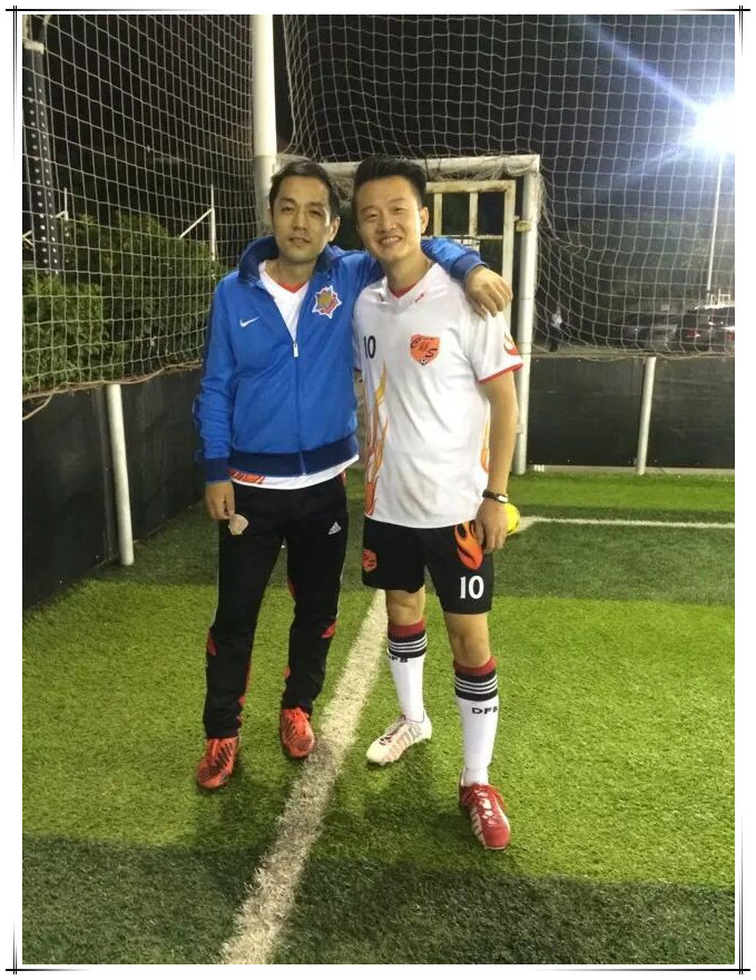 川流不息组合,川流不息足球