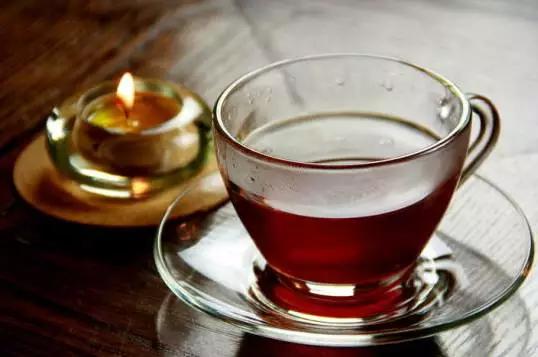 衣服染上茶渍怎么办,衣服有茶渍