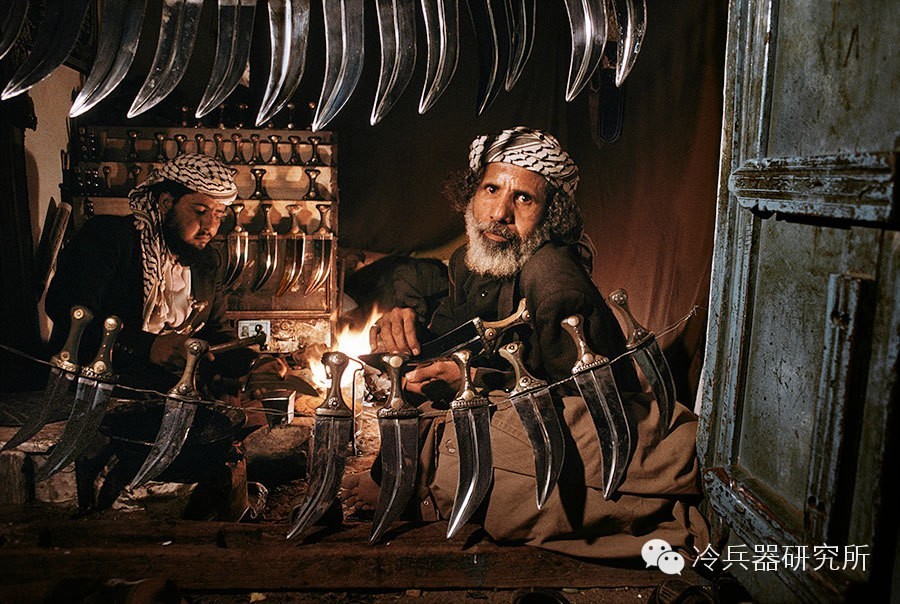 十九世纪欧洲冷兵器,19世纪大马士革弯刀