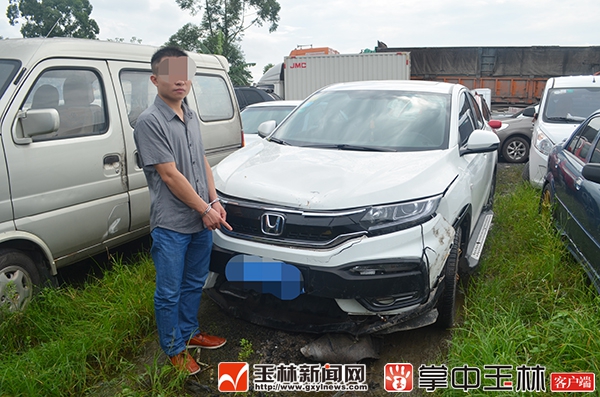 广西玉林男子酒后撞人,男子驾车打瞌睡撞上护栏