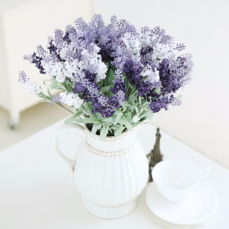 美肤记丨这样睡觉，胜过涂100瓶眼霜