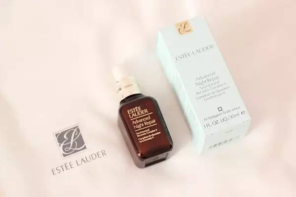 不会画妆容和会化妆的对比,新手有没有必要画腮红