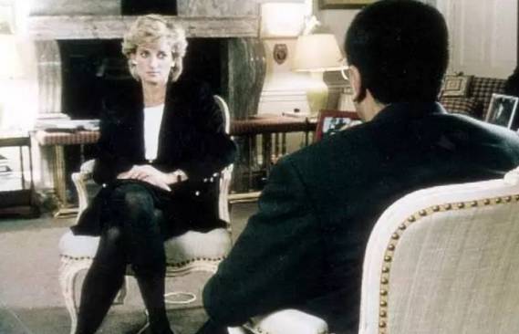 论洗白渣男，我只服死要面子的英国王室