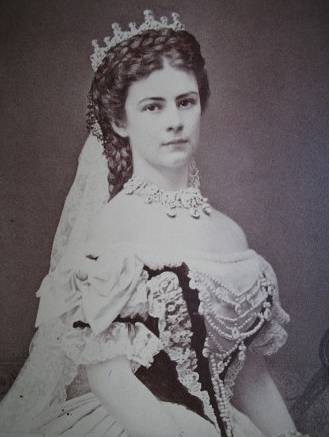 星球购物中心店,施华洛世奇在哪个国家买最便宜