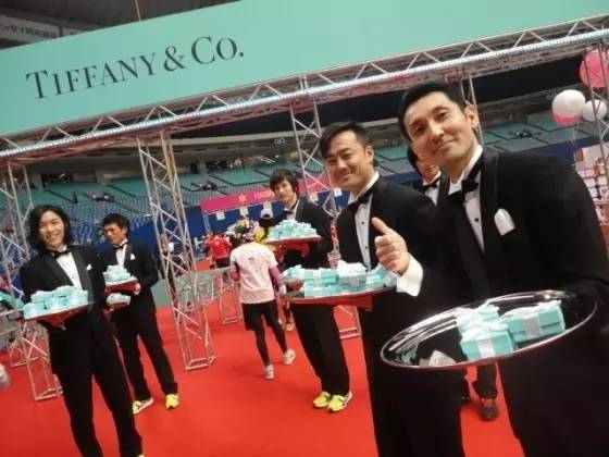 每个女孩都应该有一个tiffany,每个女人都想拥有一件蒂芙尼