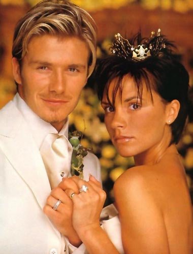 最In新娘情报速递:谁说城堡婚礼素人只有看的份儿？