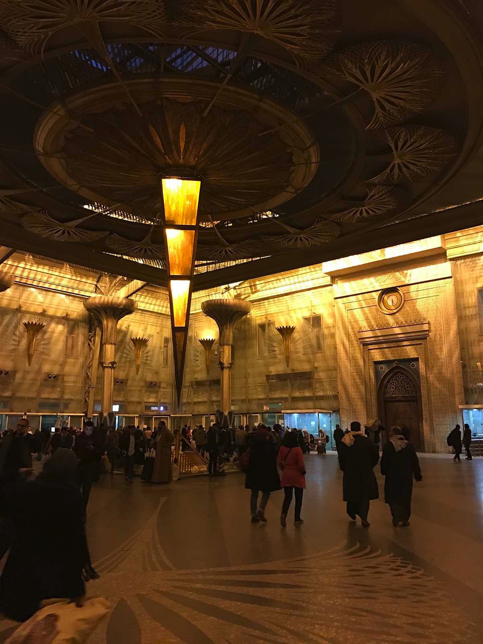 豆瓣日记:滞留阿斯旺火车站的长夜