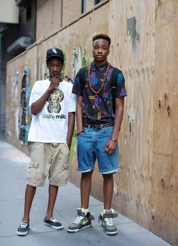 牛仔短裤怎么穿好看,牛仔短裤怎么穿比较好看