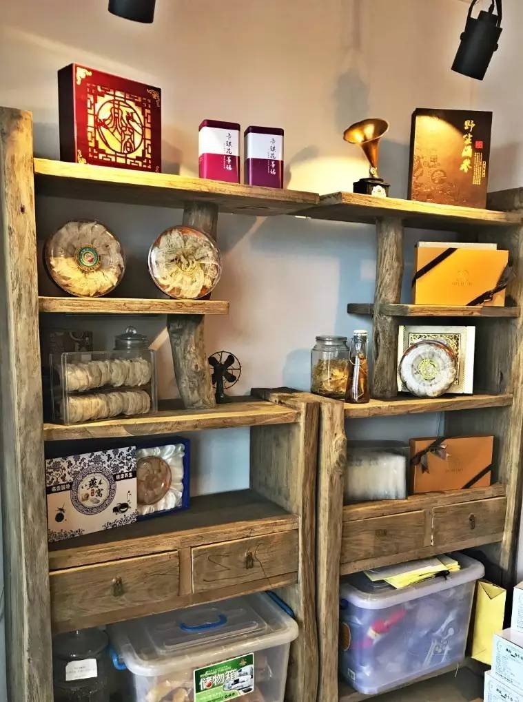 燕窝该怎么挑选,燕窝怎么挑才快又干净