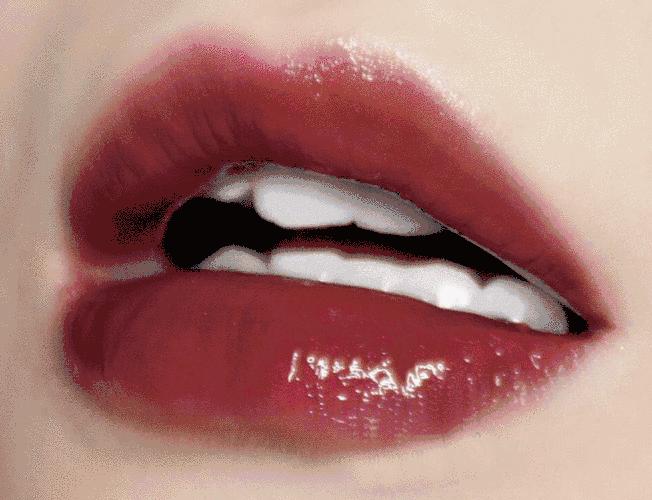 兰芝唇膜怎么用才不会烂嘴,一年四季都得用的兰芝唇膜