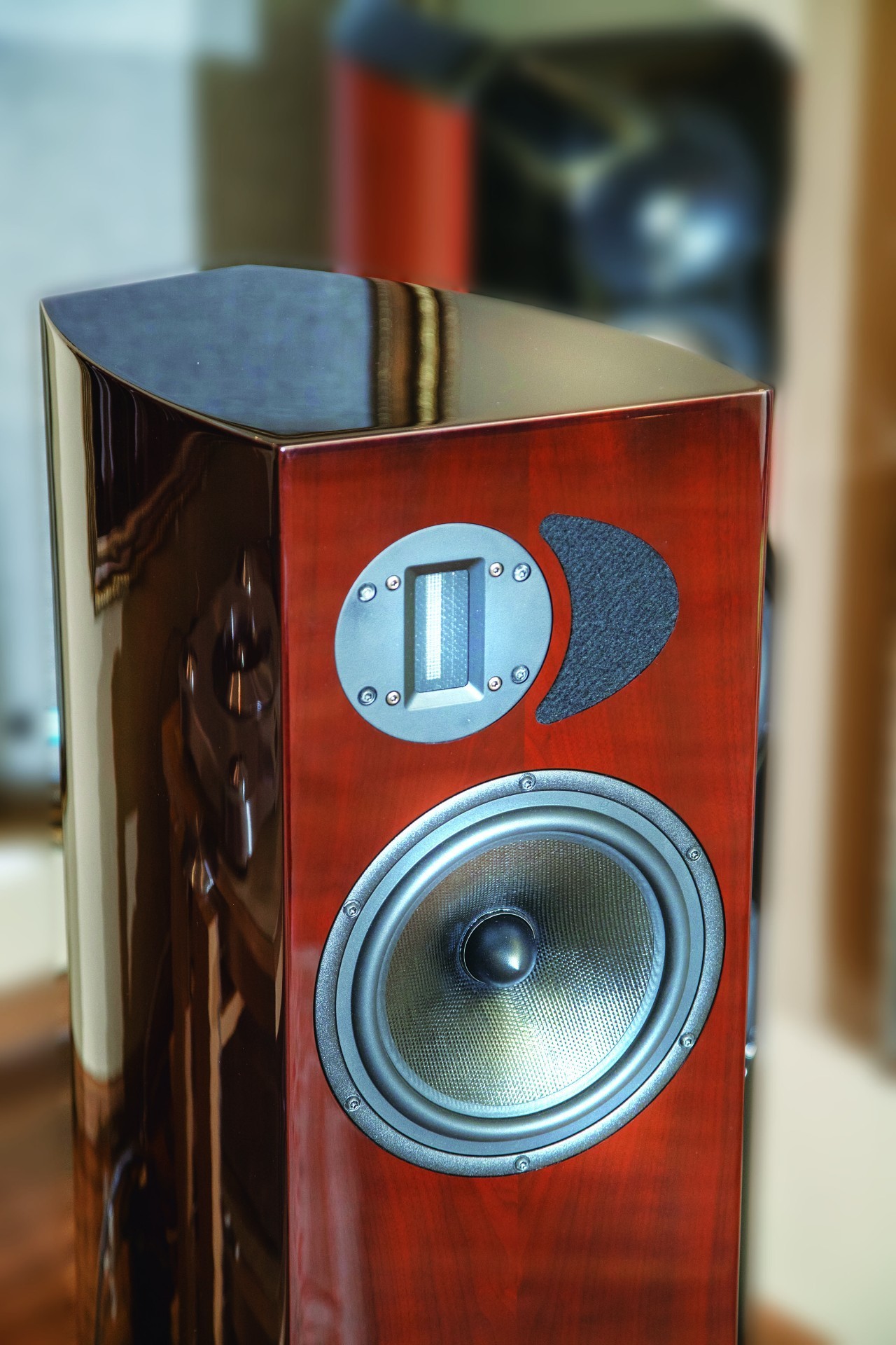 清澈、宽阔、有活力-Apertura精准Edena艾德娜落地箱