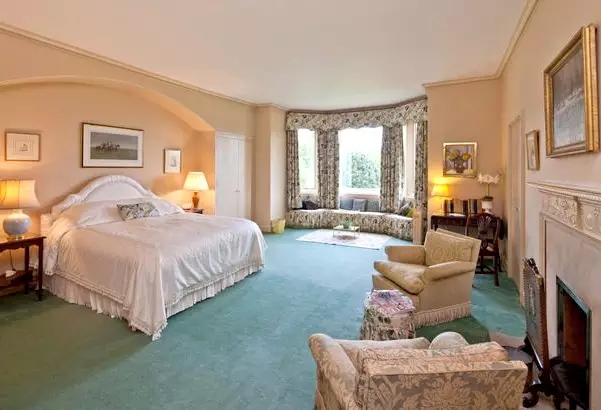 贝克汉姆探访贫困家庭,贝克汉姆17万房子