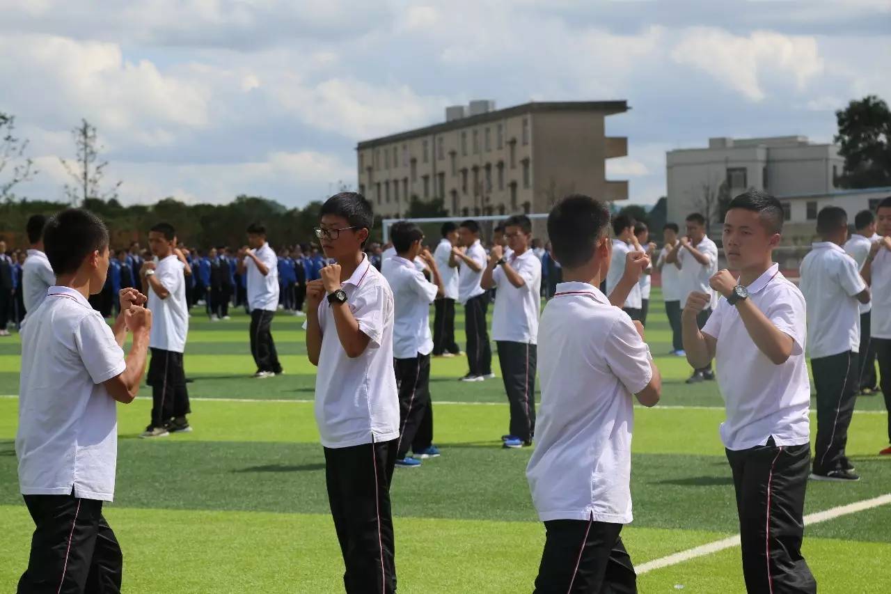 贵州省实验学校贵安新区校区地址,贵州省实验贵安校区