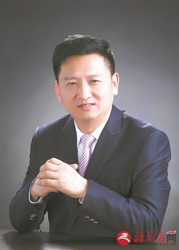 商界大亨的创业故事,商界传奇人物创业故事