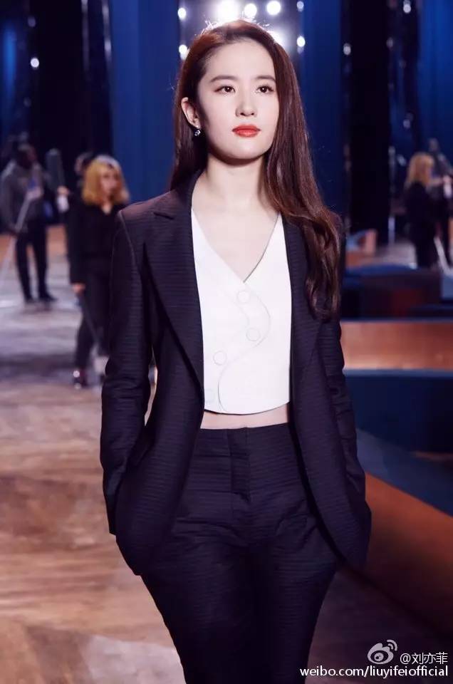 baby带火的权志龙的歌,baby带火的口红