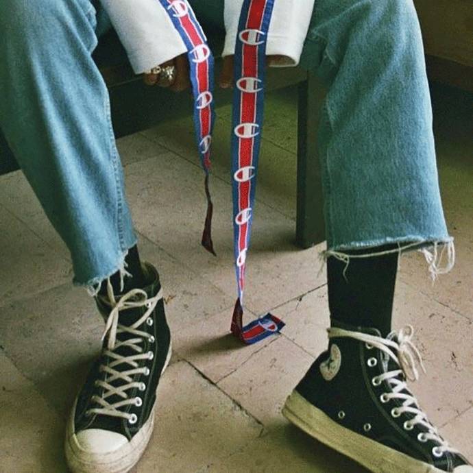 穿腻了小白鞋可以这样来改造,穿腻了小白鞋的话