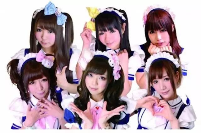 日本秋叶原女仆咖啡厅图片,秋叶原咖啡屋图片