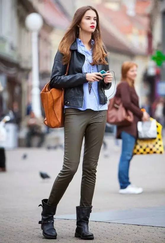 赵丽颖和陈伟霆共同抢一个帽子,赵丽颖陈伟霆风暴