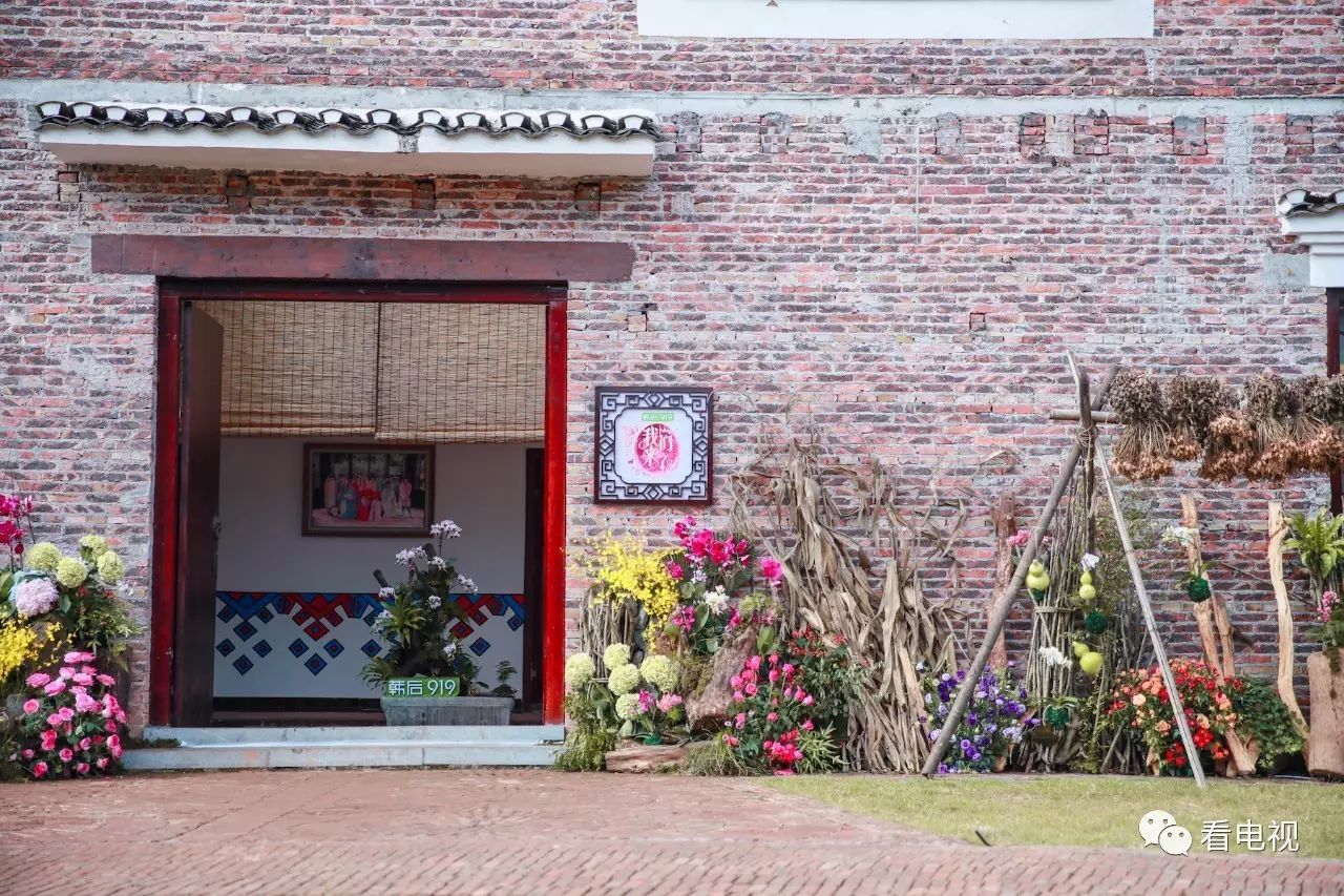 走进中华传统优秀文化,深入感受文化