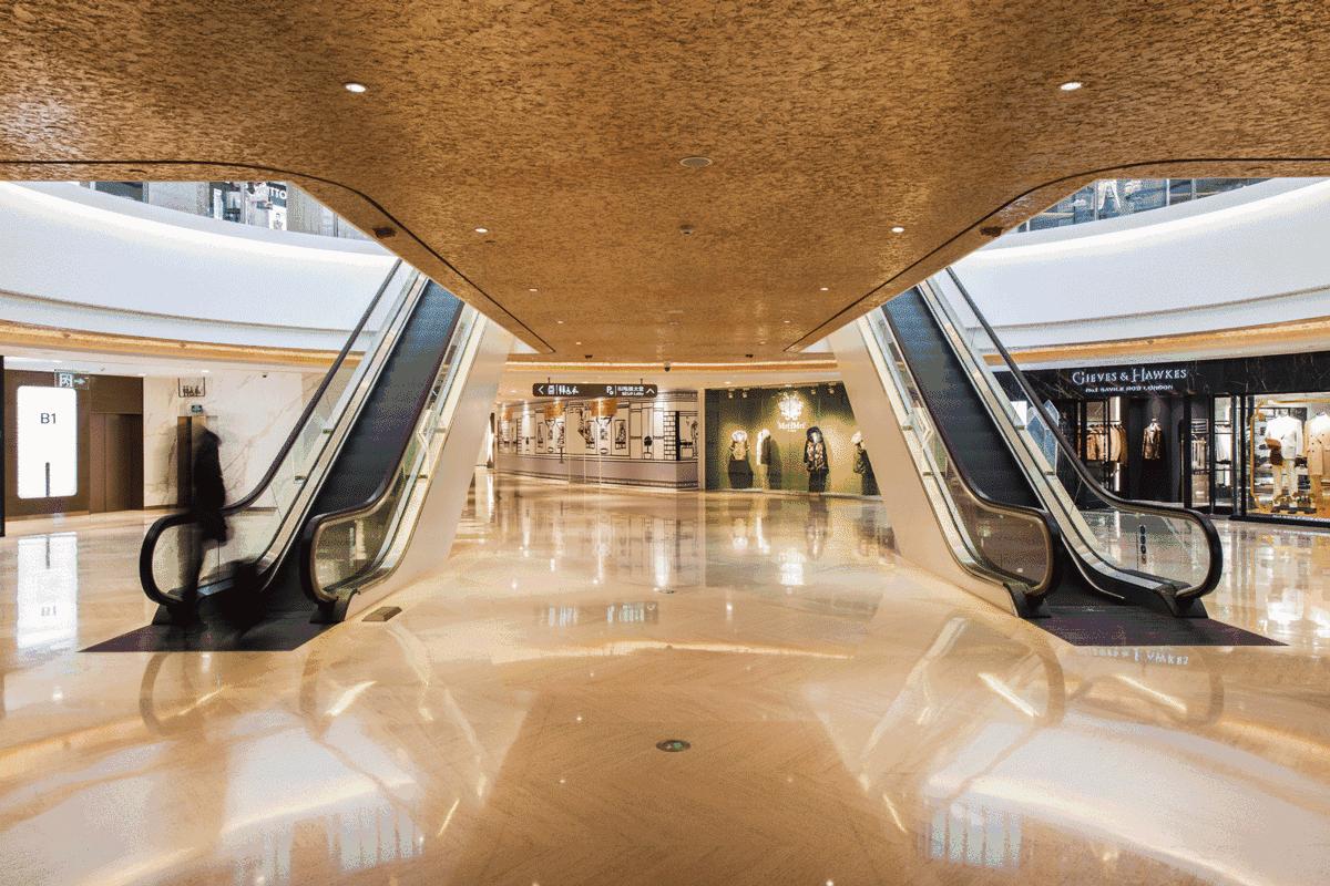 这些中国「别的地方没得卖」的时髦货|都在这个商场里!