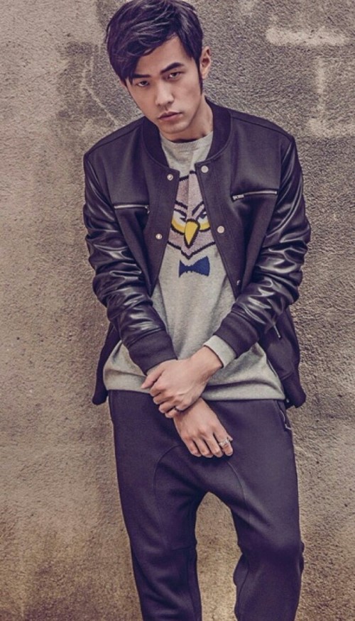 吴克群失聪，杰伦先天脊椎病，还有人录制现场心脏病发，乐坛创作型歌手压力大啊！