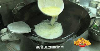 带出过米其林餐厅的中餐总厨搭上全球精挑食材，这间餐厅就是要给你至尊口感