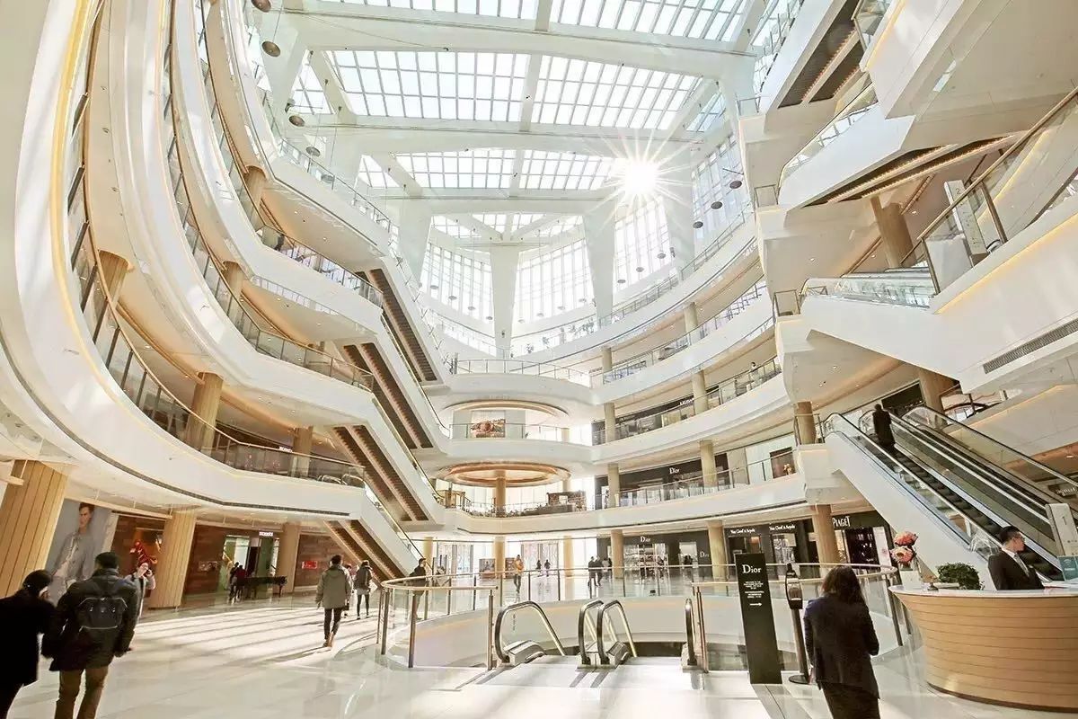 这些中国「别的地方没得卖」的时髦货｜都在这个商场里！