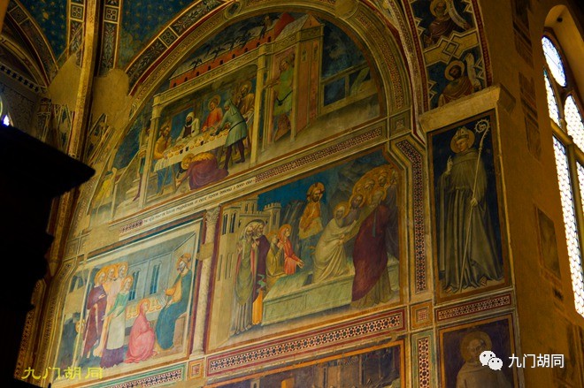 佛罗伦萨建筑圣十字教堂的特色 (圣十字教堂在佛罗伦萨位置)