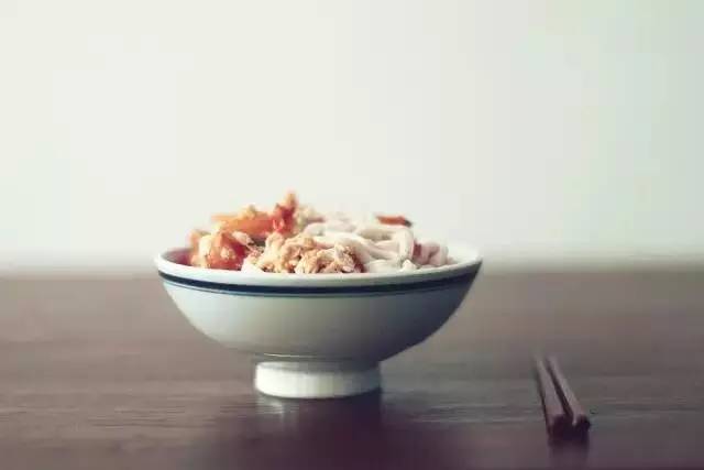 高颜值宜家餐具,宜家的3.9元碗是什么材质的