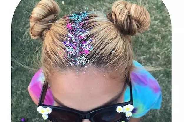 染发完长出黑头发怎么处理,染发后长出黑发怎么扎