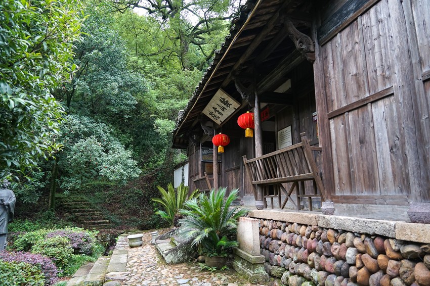 3天2夜!秋日带你去这座绝美山城体验不一样的“慢旅行”!