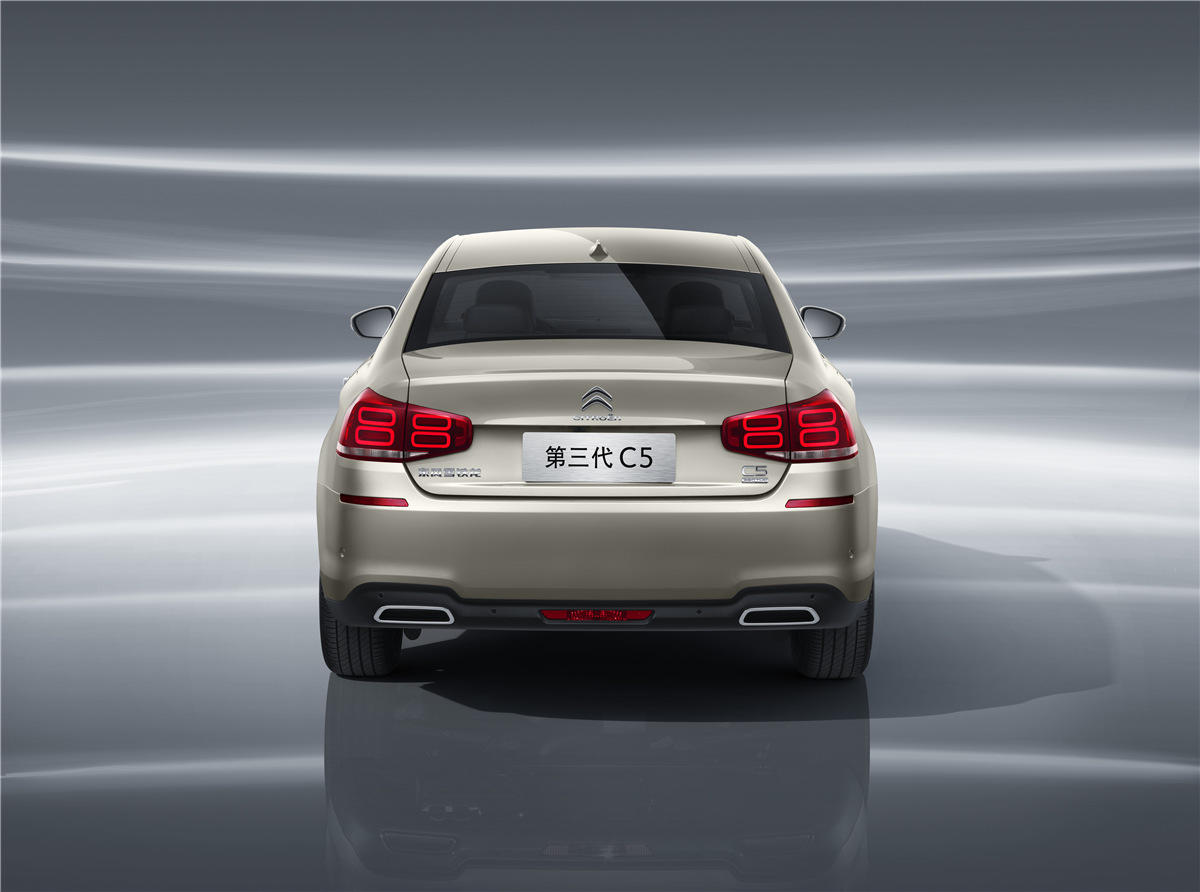 雪铁龙c5天逸1.6t试驾视频,2020款雪铁龙c5aircross试驾