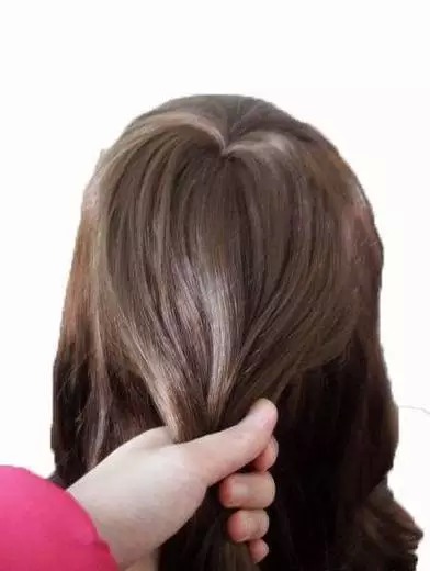 披头散发怎么扎头发好看,披头散发的头发教程