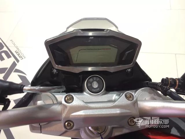 试驾隆鑫无极300r,隆鑫无极300r深度测评